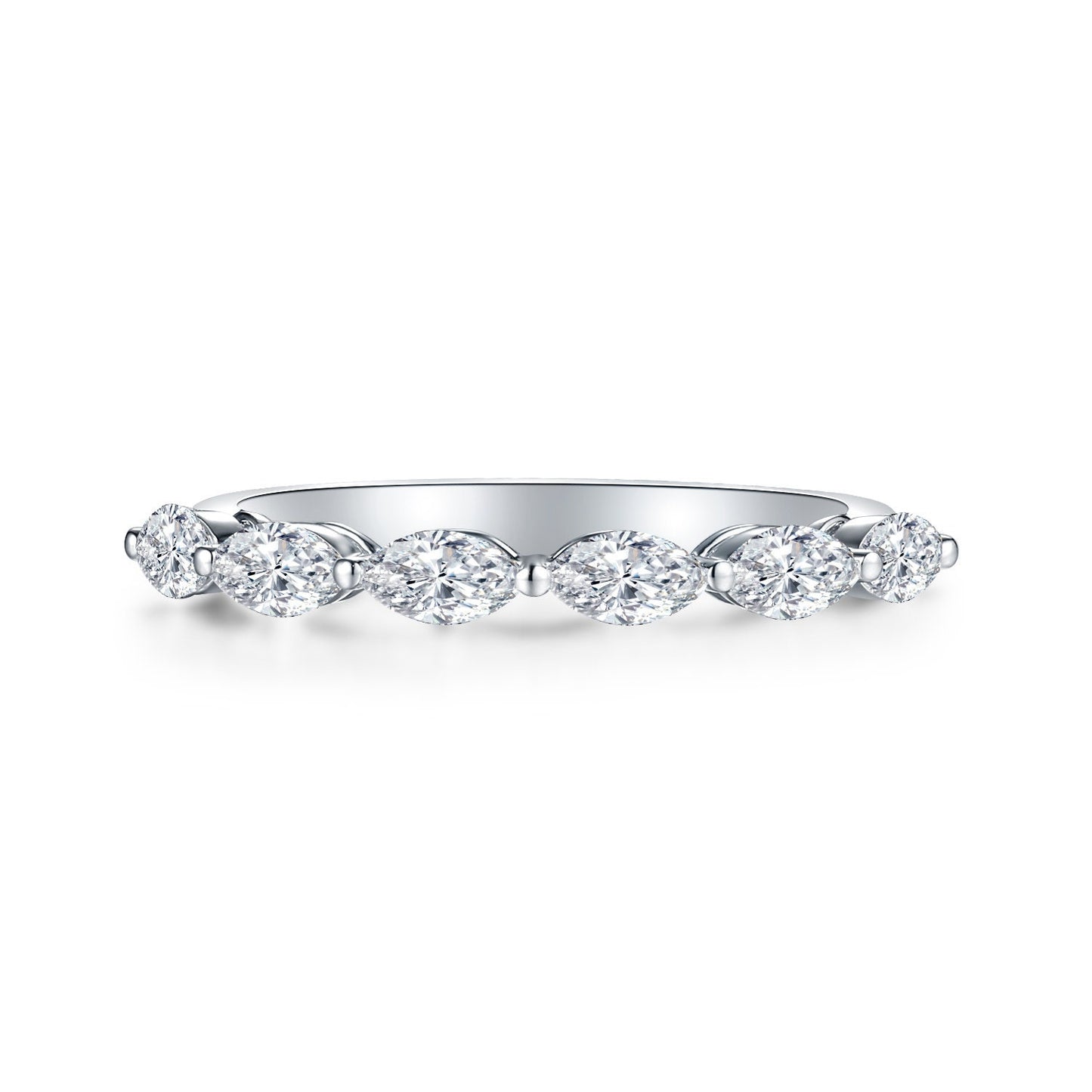 18k solid gold Lab Diamond wedding band/stackable diamond band/ lab diamond wedding ring